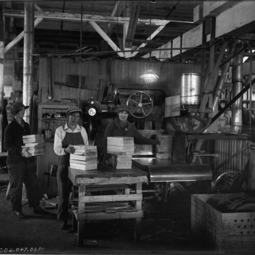 Box Factory 2006.047.0690.32140 Box Factory 2006.047.0690.32140