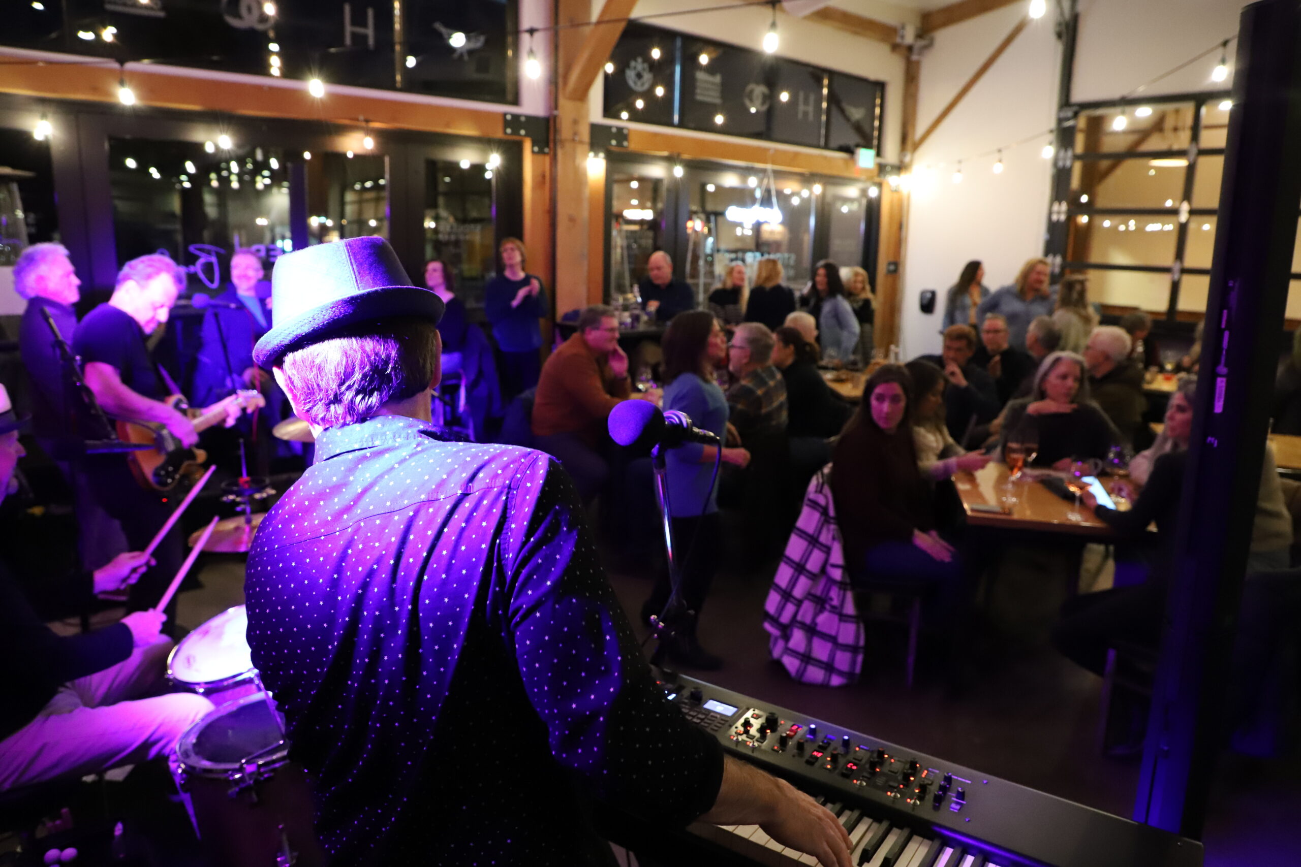 Live Music with Bill Powers