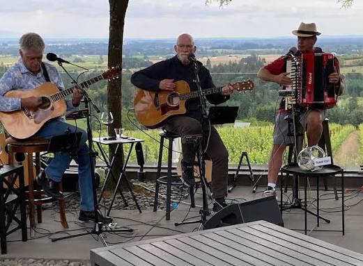 Live Music with Boat Drinks