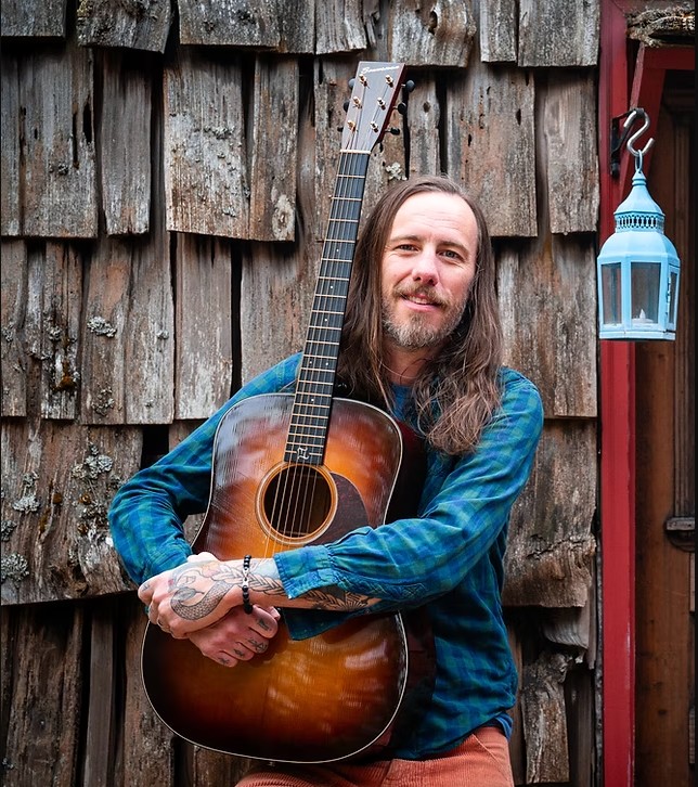 Live Music with Eric Leadbetter